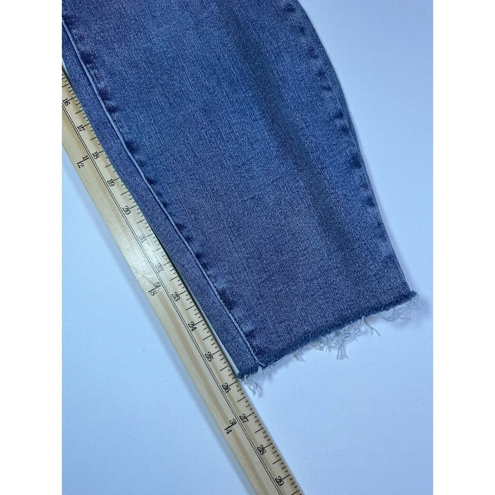 JUDY BLUE Women's Plus‎ Size 16W Blue Jeans Relaxed Fit Raw Hem Stretch Denim